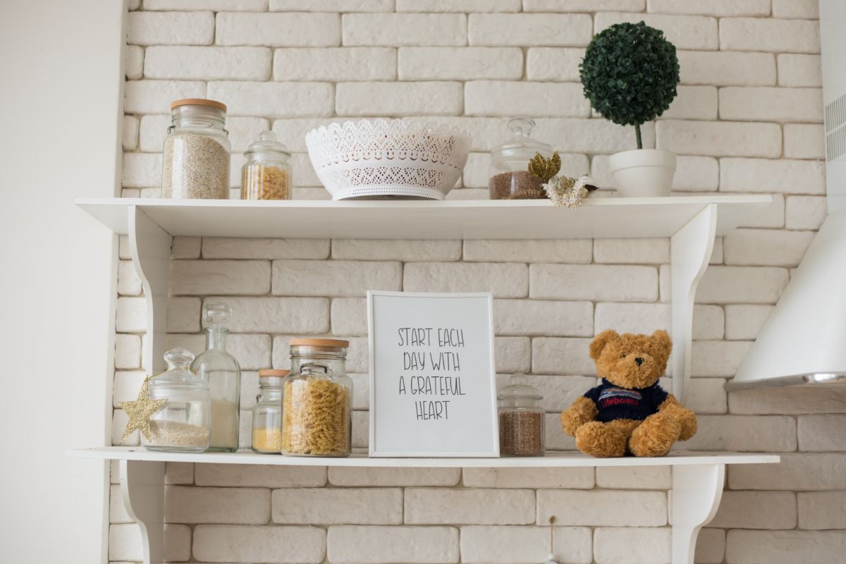 12 Kitchen Shelves Ideas For A Beautiful Home