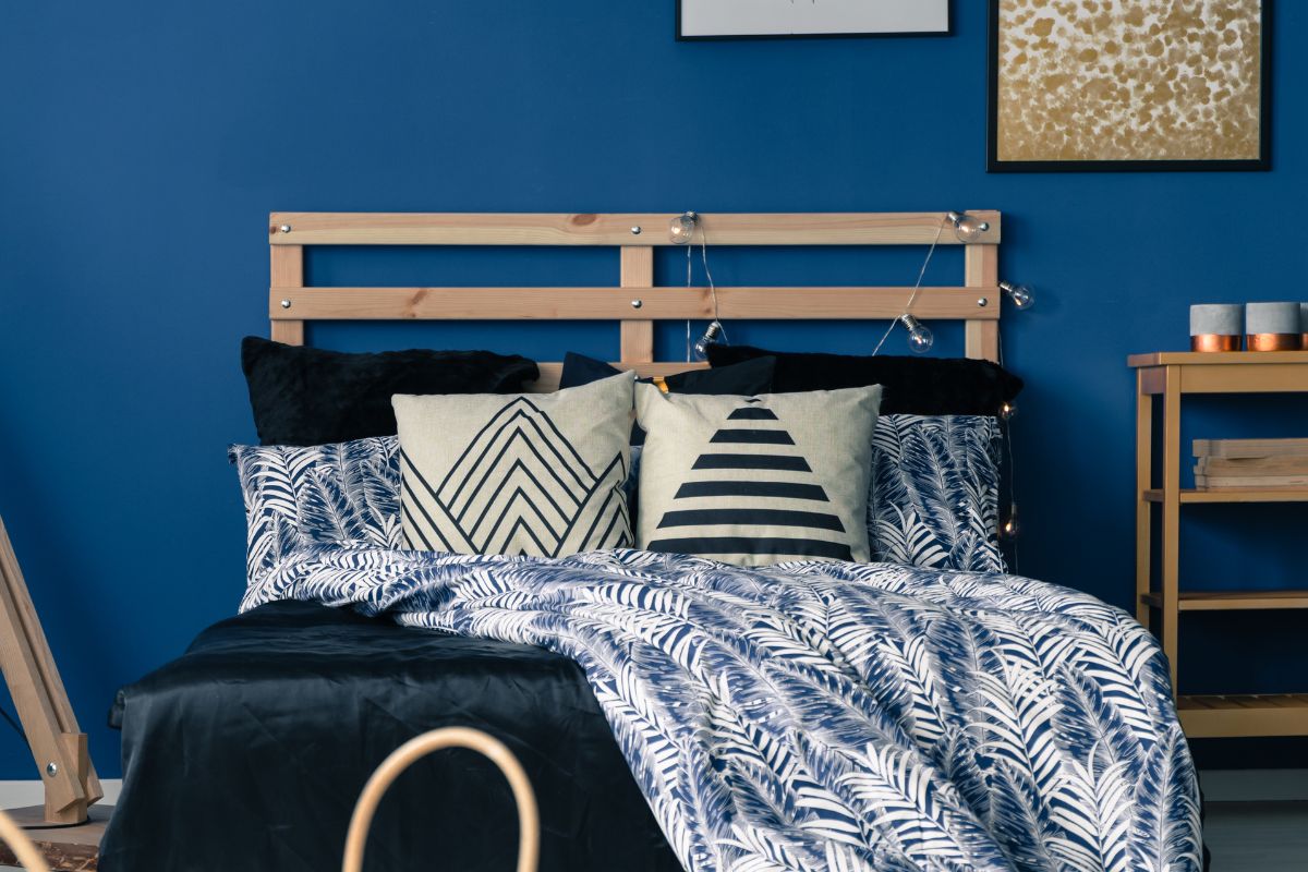 15 Blue Bedroom Ideas You’ll Fall In Love With