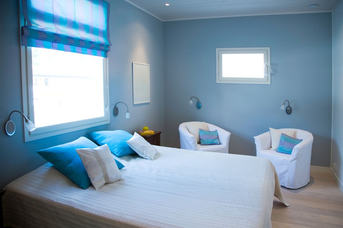 15 Blue Bedroom Ideas You’ll Fall In Love With