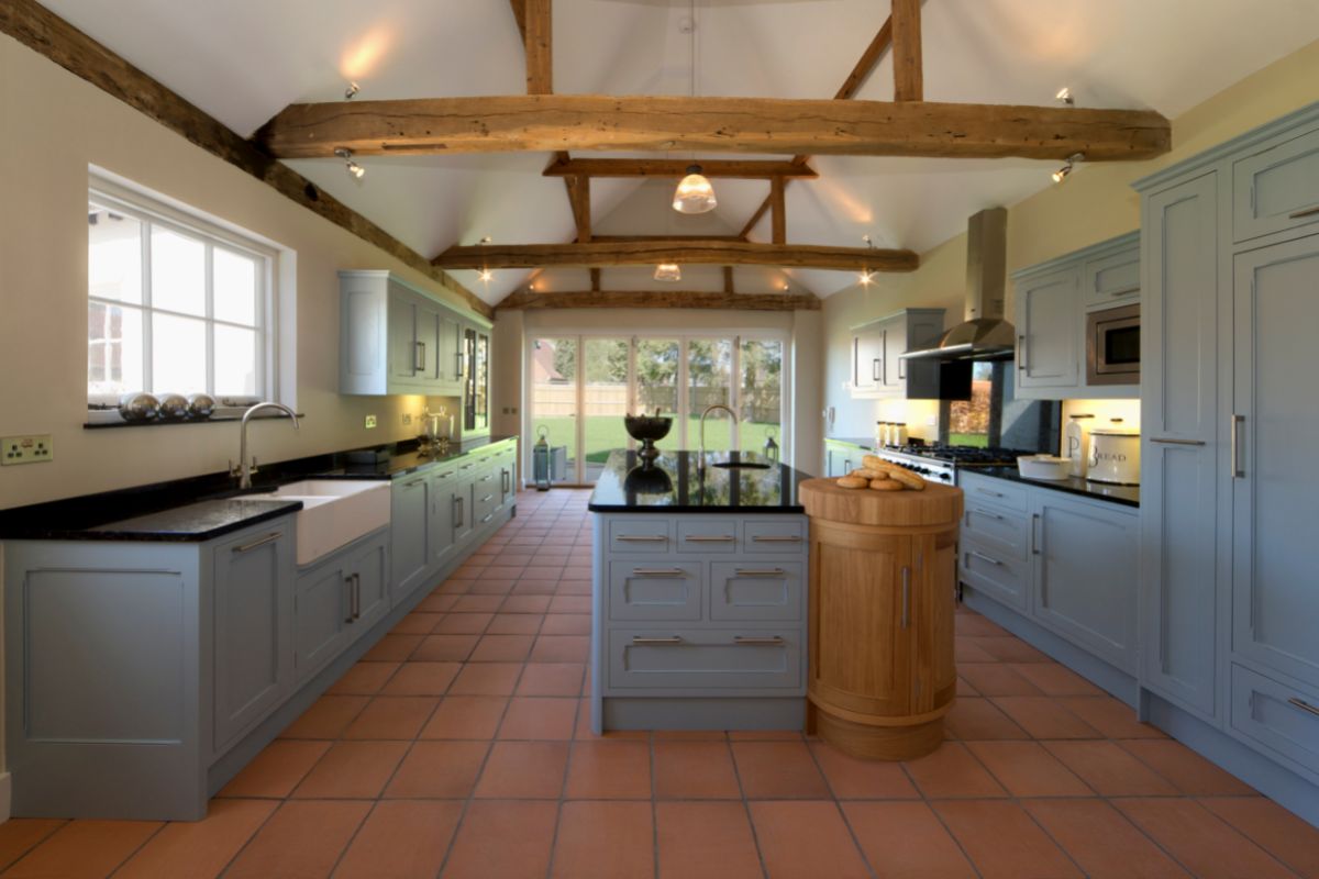 15 Farmhouse Kitchen Ideas For A Beautiful Home