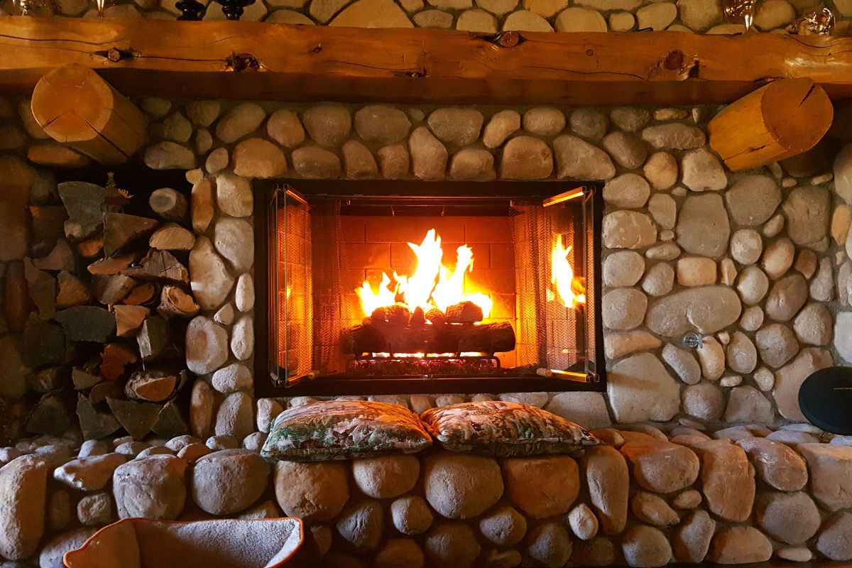 15 Living Room Stone Fireplace Ideas You Will Love