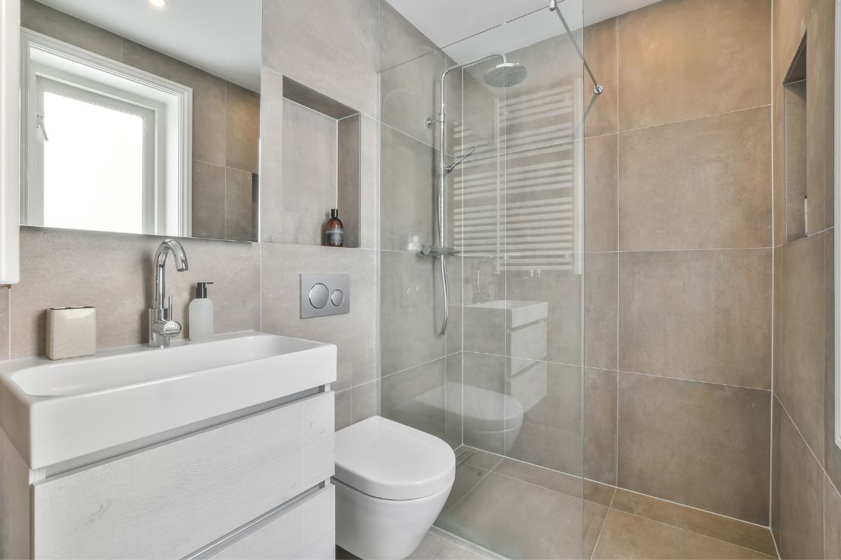 15 Small Bathroom Walk-In Shower Ideas For Your Perfect Home