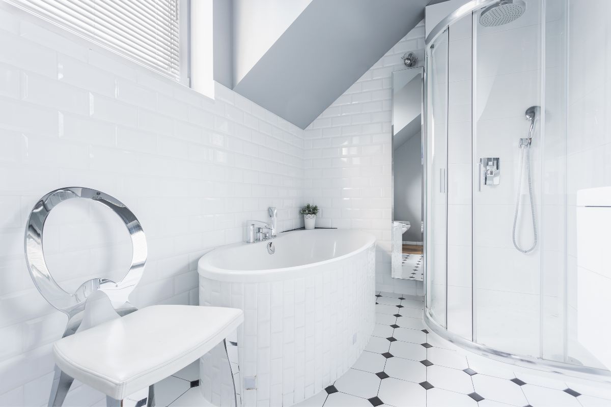 15 White Bathroom Ideas For Your Perfect Home