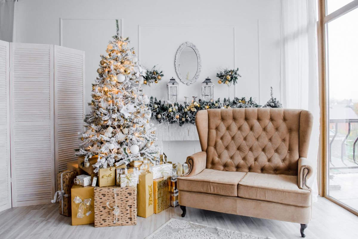 Everything You Need For A Mid-Century Modern Christmas