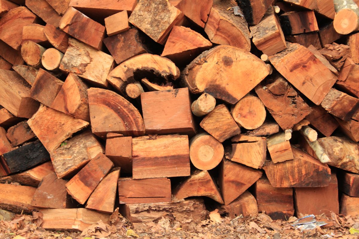 How Many Pieces of Wood Are In A Cord?