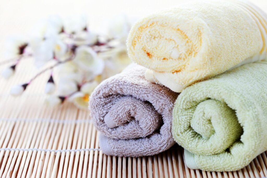 the-easiest-6-step-guide-on-how-to-get-the-smell-out-of-towels-style