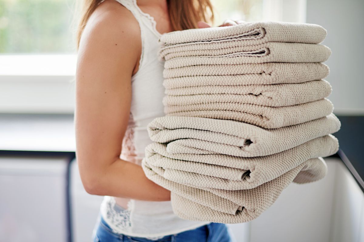 The Easiest 6 Step Guide On How To Get The Smell Out Of Towels