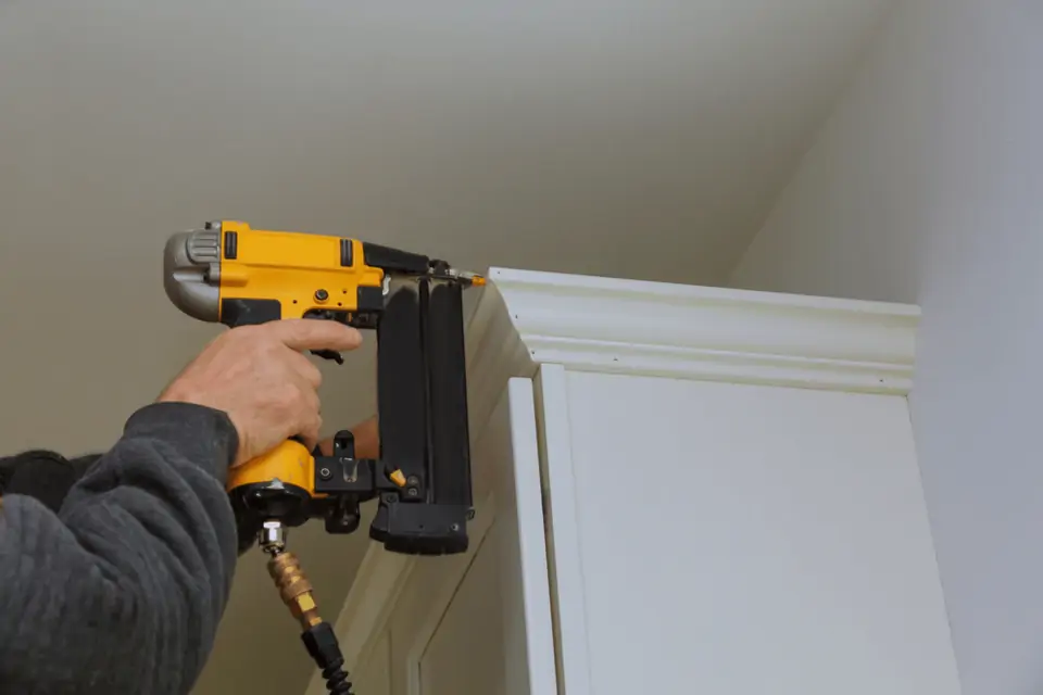 How Do You Load a Brad Nailer? 