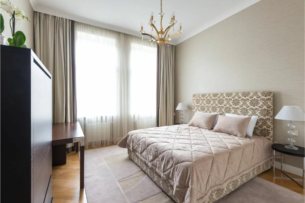 15 Bedroom Chandelier Ideas You’ll Fall In Love With